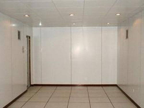 高壓局放屏蔽室內部